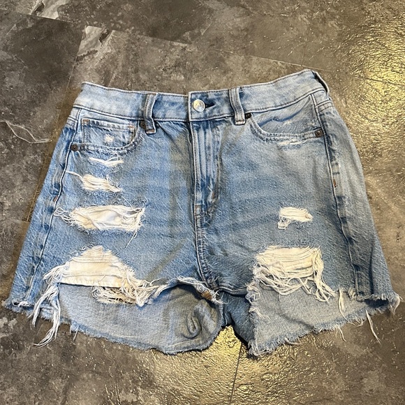 American Eagle Outfitters Pants - Distressed Blue Denim Mom shorts